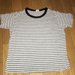 💙 BRANDY MELVILLE T-SHIRT 💙